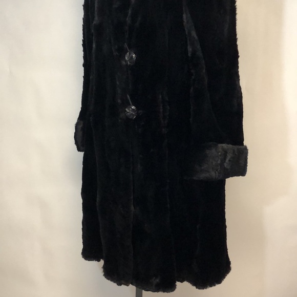 Women’s Village Furrier Vintage Black Fur Coat - Picture 6 of 15